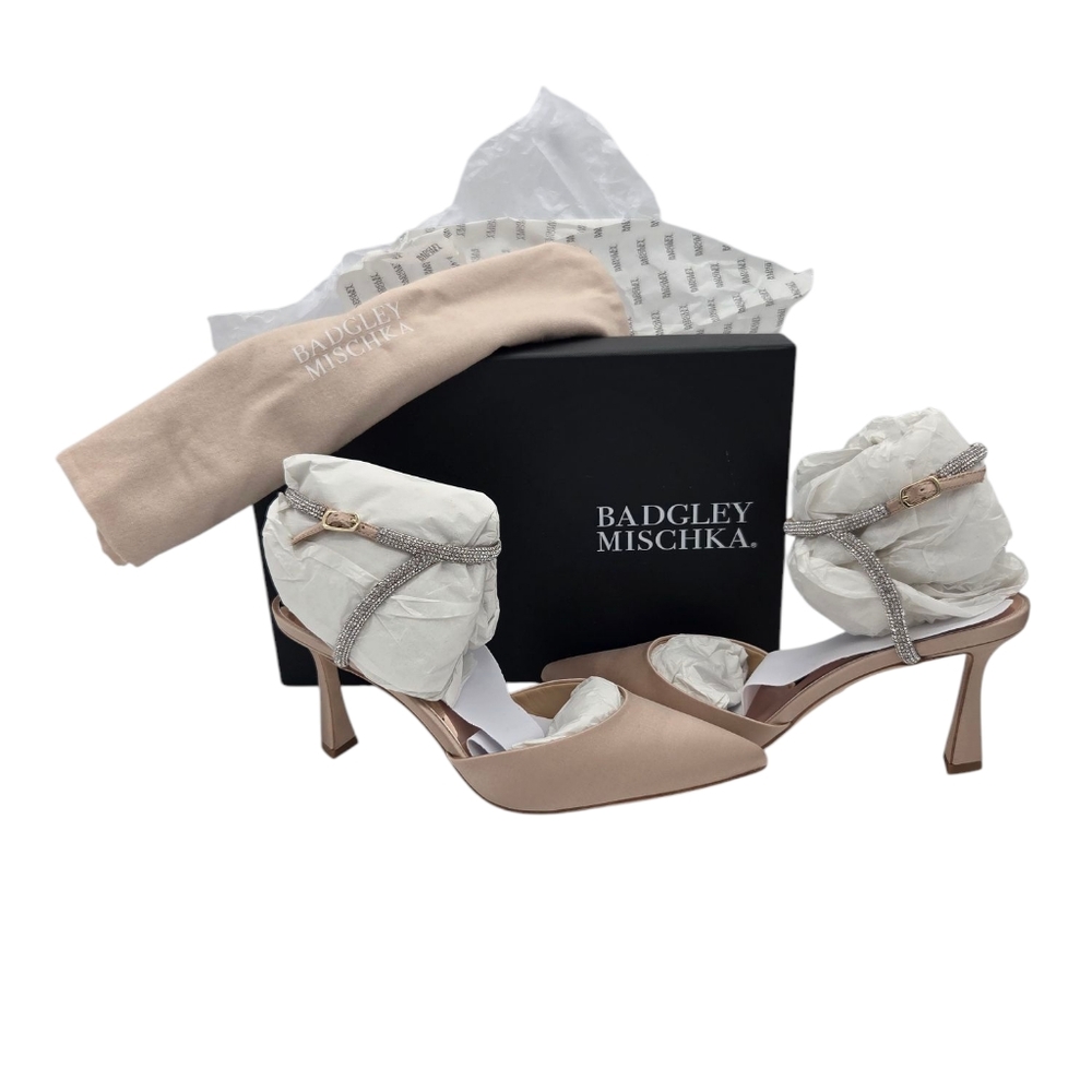 Badgley Mischka Women's Nude Rhinestine Strapped Heels NWT (W14)